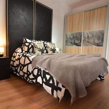 Luna'S Home. Precioso Loft En Bollullos Par Del Condado Εξωτερικό φωτογραφία